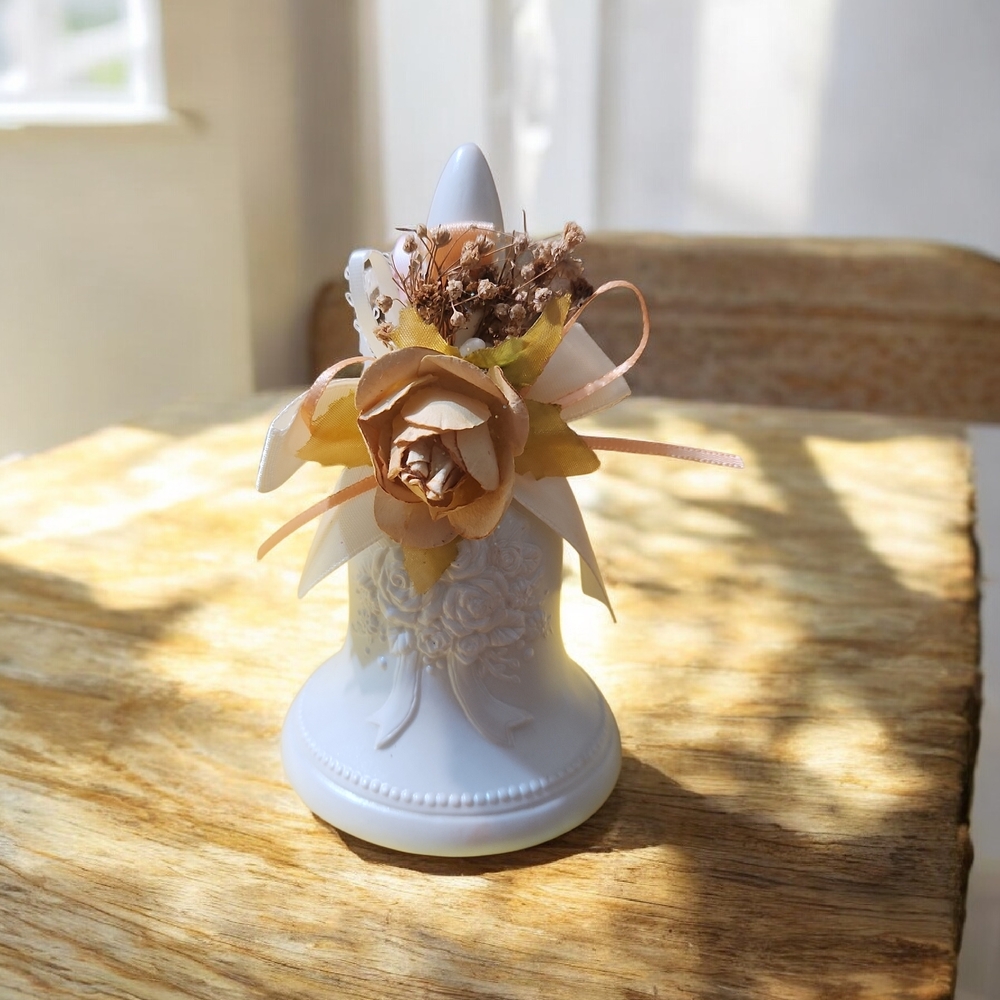 White Bell with Yellow and Brown Dry Floral Design